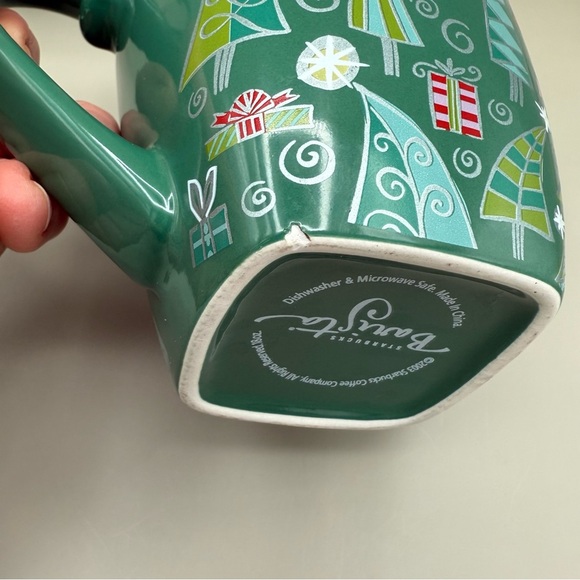Set of 2 Starbucks 2003 Christmas Barista Coffee Mugs Holiday Trees Gifts 20 oz - Picture 10 of 11